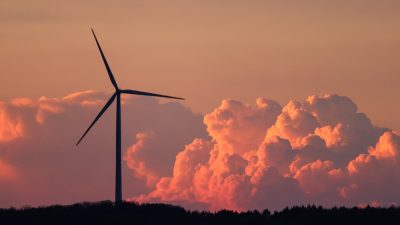 windmill, wind power, clouds, wind energy, wind, nature, energy, sun, light, energy production, evening sky, atmospheric, dusk, afterglow, evening sun, landscape